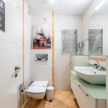 Gorgeous Bright 2bed1bath Bosphorus Views! #356 * 伊斯坦布尔