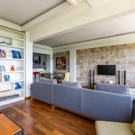 Daire Gorgeous Bright 2bed1bath Bosphorus Views! #356 *
