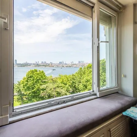 Gorgeous Bright 2bed1bath Bosphorus Views! #356