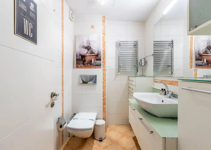 Gorgeous Bright 2bed1bath Bosphorus Views! #356 * اسطنبول