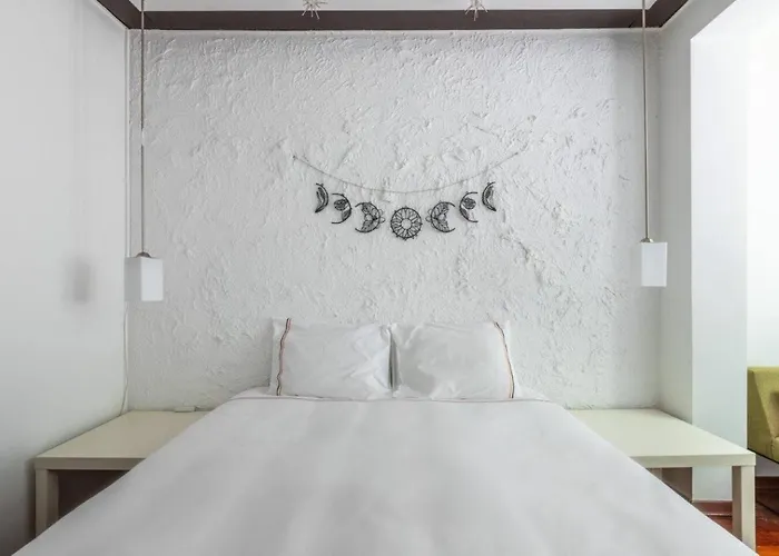 Gorgeous Bright 2bed1bath Bosphorus Views! #356 شقة