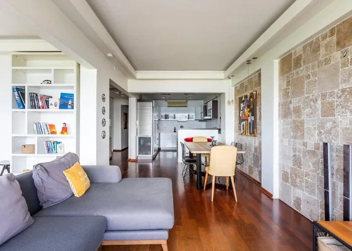 Gorgeous Bright 2bed1bath Bosphorus Views! #356 شقة اسطنبول